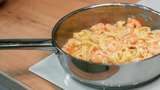 Феттучини с креветками Феттучини с креветками