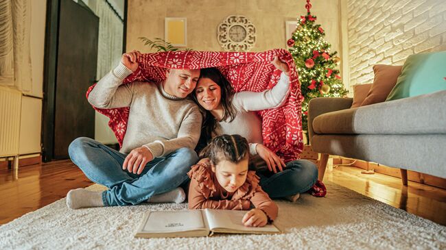 Семья на новогодних праздниках