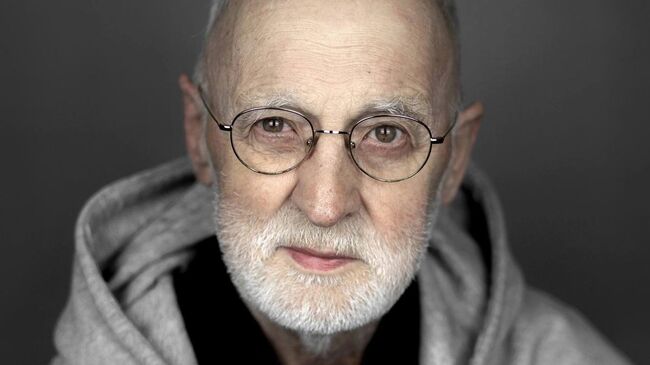 Актер, режиссер и театральный педагог Кирилл Датешидзе Актер, режиссер и театральный педагог Кирилл Датешидзе