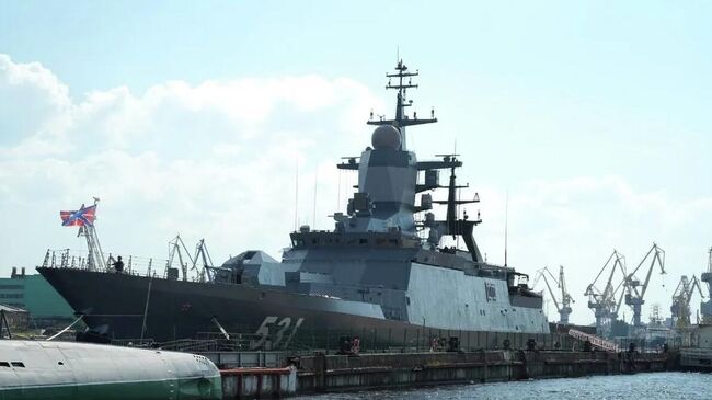 Фрегат ВМС Индии Тамал в Санкт-Петербурге