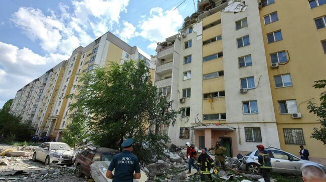 Место взрыва газа в жилом доме в Саратове