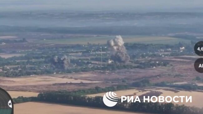 Кадры боев за Зеленый Гай в ДНР