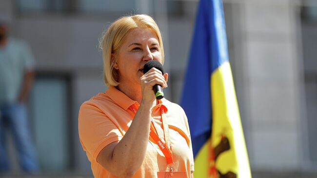 Председатель Республиканской партии Сердце Молдовы Ирина Влах на митинге оппозиции За Молдову в Кишиневе. 26 июля 2025