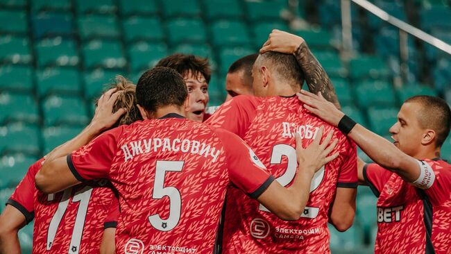 Футболисты Акрона