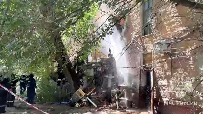 Последствия обрушения части жилого дома в Астрахани Последствия обрушения части жилого дома в Астрахани