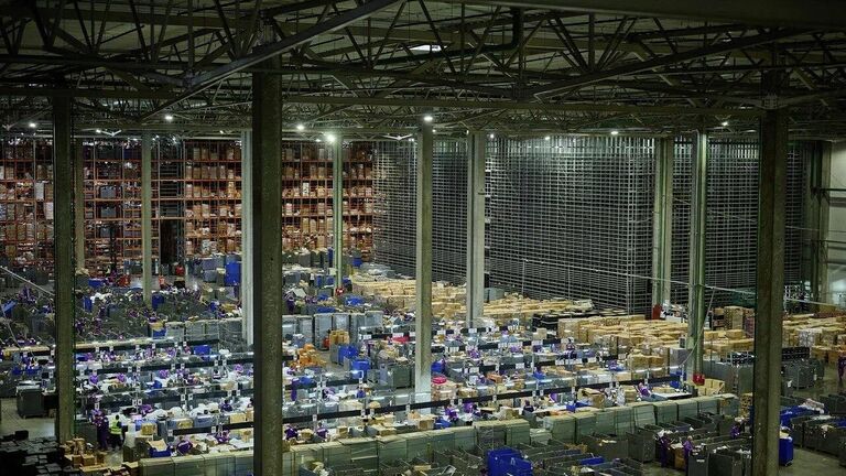 Интерьер логистического центра