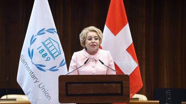 Председатель Совета Федерации РФ Валентина Матвиенко выступает на 15-м Саммите женщин – председателей парламентов в Женеве