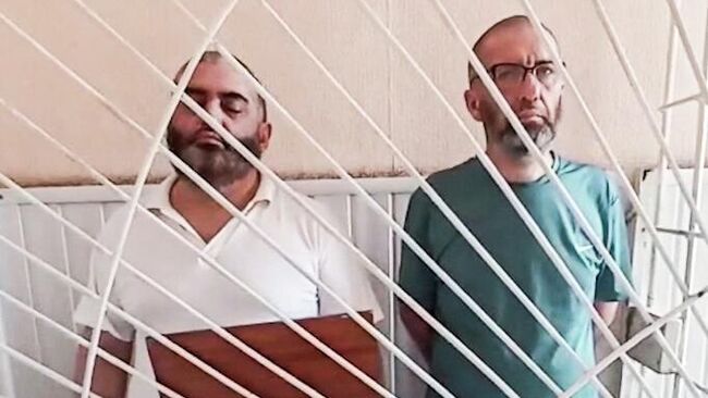 Жители Кабардино-Балкарской Республики Асланбек Казанчев и Анзор Батыров в Южном окружном военном суде