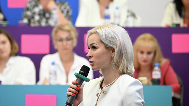 Директор программы Сделано в России Российского экспортного центра (РЭЦ, Группа ВЭБ) Мария Архипова на Всероссийской конференции инфраструктуры поддержки экспорта