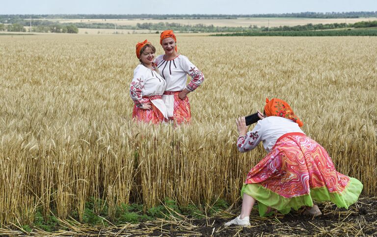 Республиканский праздник День поля в ДНР Республиканский праздник День поля в ДНР