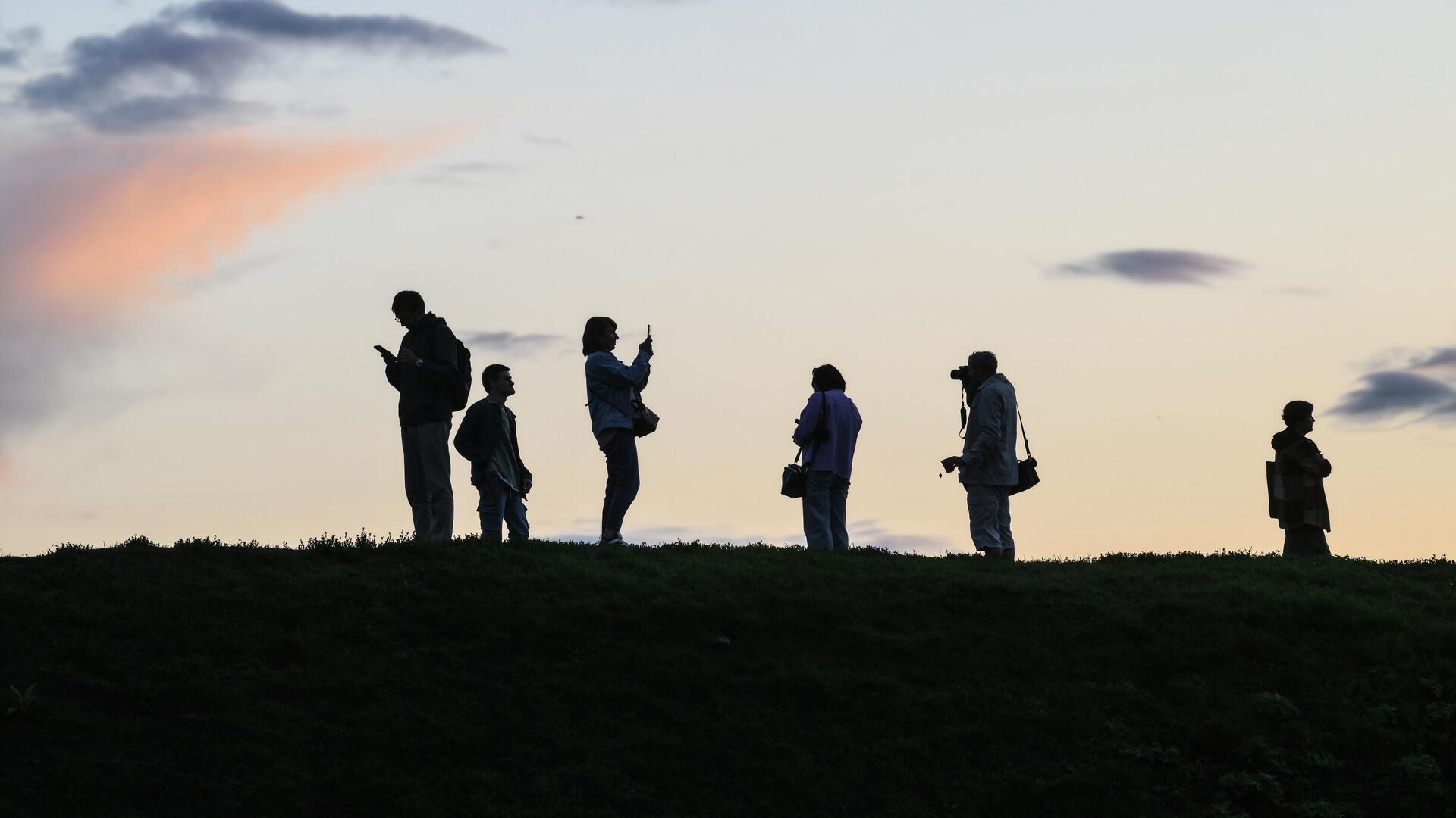 Туристы в Суздале - РИА Новости, 1920, 27.09.2025