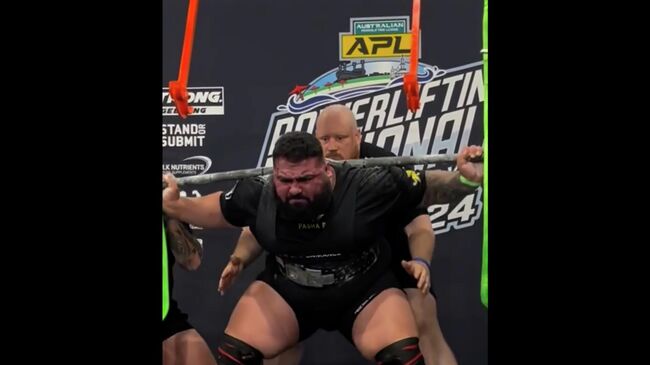 У пауэрлифтера брызнула кровь из глаз