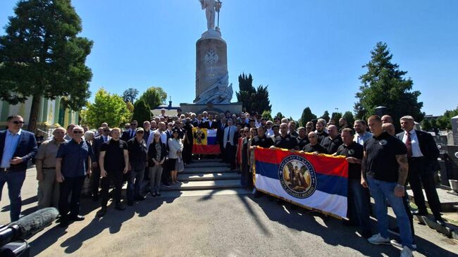 Торжественная церемония у Мемориала русской славы на Новом кладбище Белграда в День памяти российских воинов, павших в годы Первой мировой войны