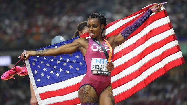 Американская бегунья Ша’Карри Ричардсон