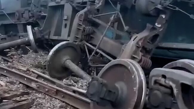 Пять вагонов-цистерн сошли с рельсов в ЕАО