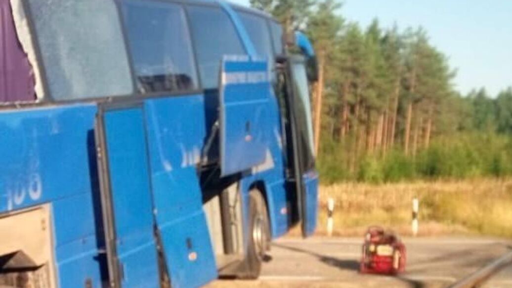 СК назвал причину ДТП с участием поезда и автобуса в Ленинградской области