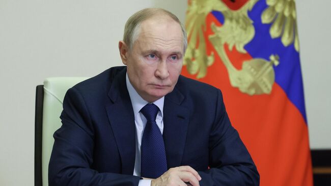 Путин на встрече с королем Малайзии в Москве 