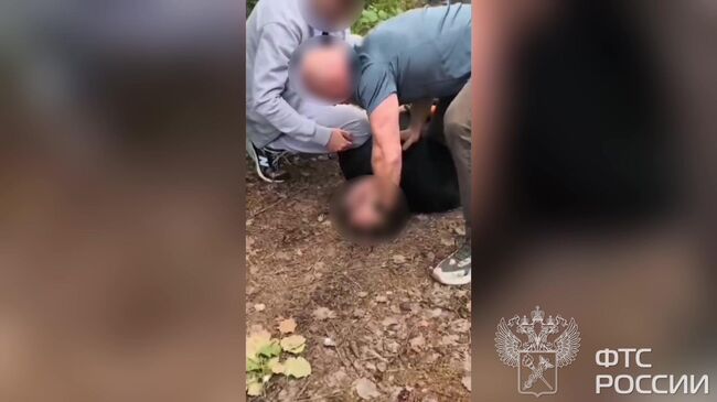 Кадры из нарколаборатории в Ленинградской области