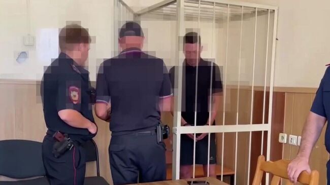 Житель Хабаровского края, который наехал на гидроцикле на детей в море, в зале суда