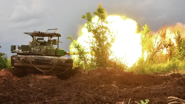 Танк Т-80 военнослужащих ВС РФ в зоне проведения СВО