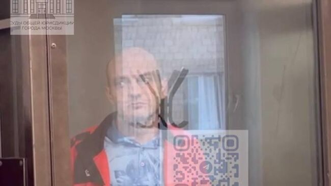 Полицейский Александр Аблаев, проходящий по делу главреда Telegram-канала Baza Глеба Трифонова, в зале суда