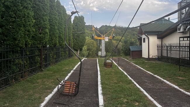 Последствия обрыва канатной дороги в курортной зоне Нальчика