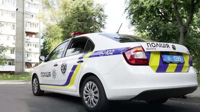 Автомобиль полиции Украины