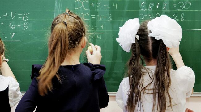 Урок в школе. Архивное фото