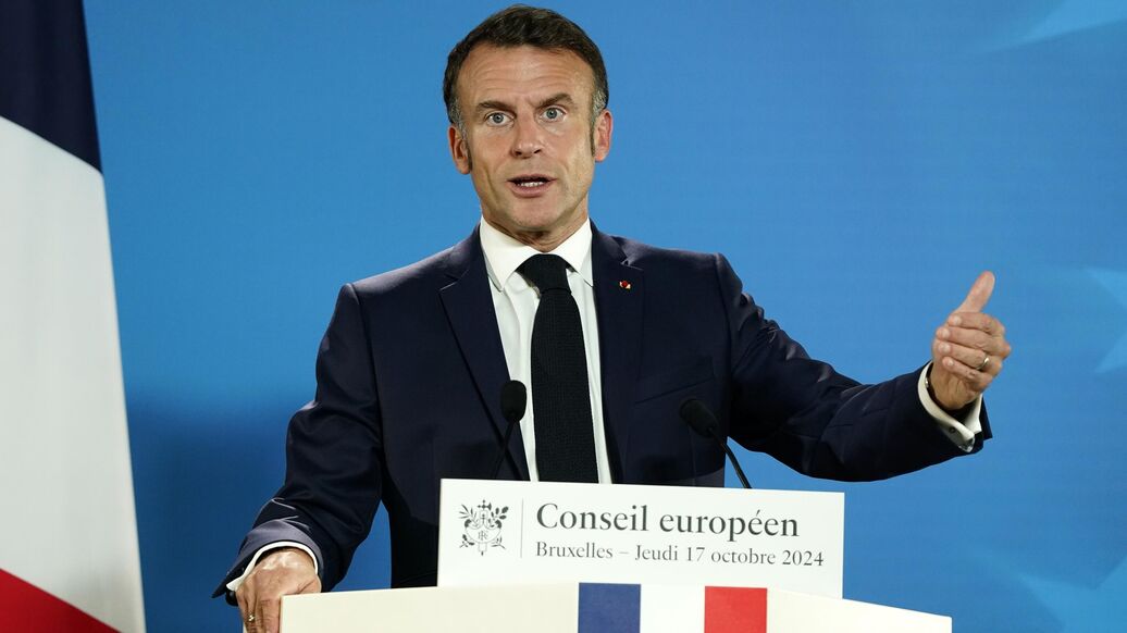 Макрон сделал заявление после встречи Путина и Трампа на Аляске