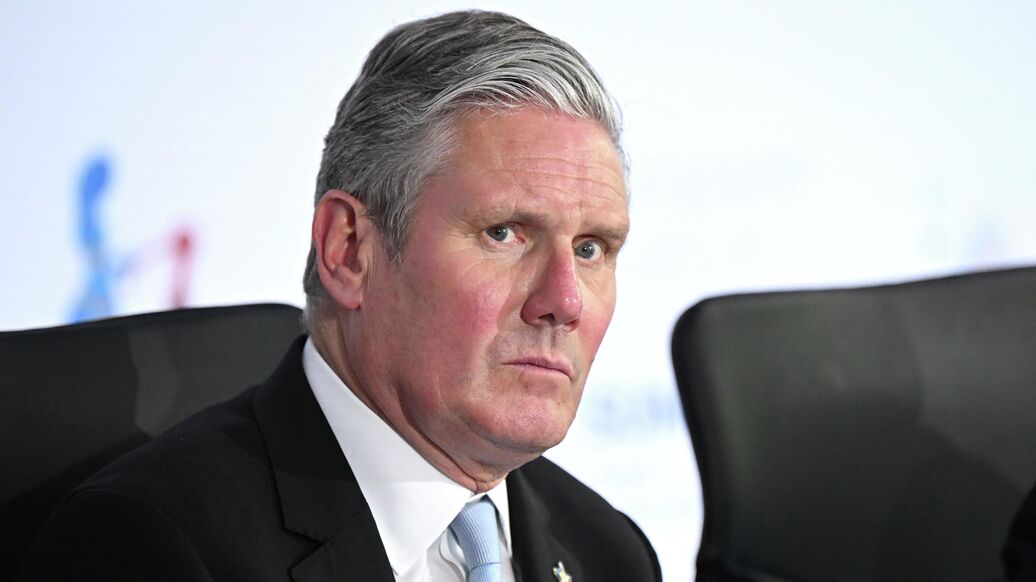 В Британии раскрыли, какой подарок Стармер преподнес России