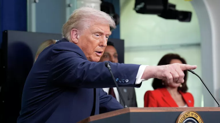 https://cdnn21.img.ria.ru/images/07e9/08/0b/2034670636_0:261:3177:2048_768x0_80_0_0_5262a1851cd72170ce66ff61d6e196a6.jpg.webp