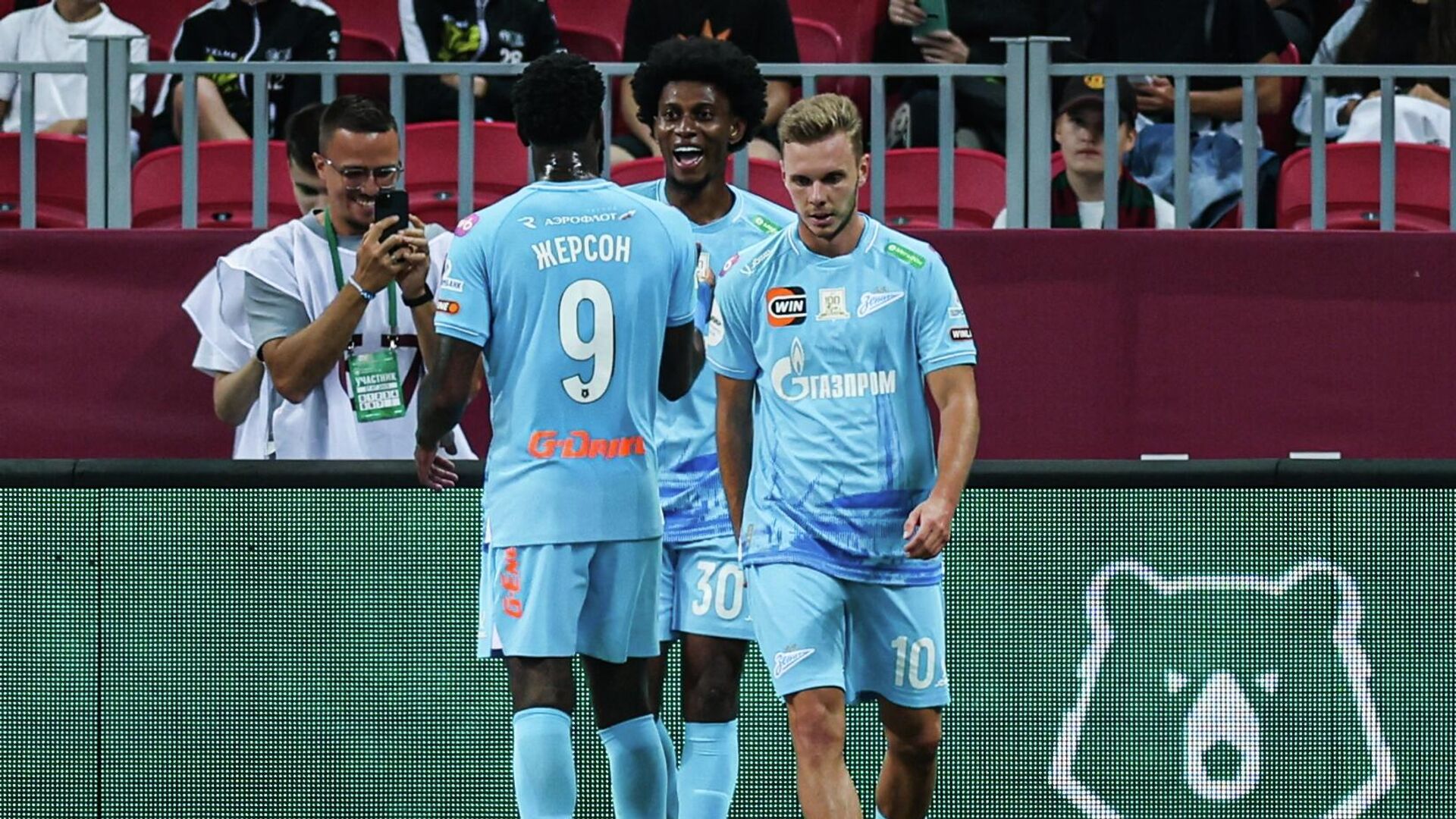 Футболисты Зенита - РИА Новости, 1920, 14.10.2025