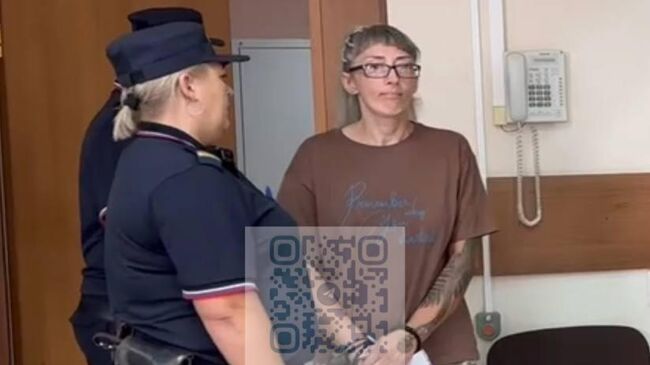 Фигурант по делу о разбойном нападении на почтовое отделение в зале суда