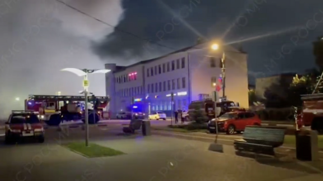 На месте пожара в здании администрации в подмосковном Щелково