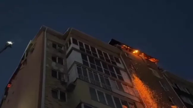 Пожар в многоквартирном доме в городе Майкопе в республике Адыгея