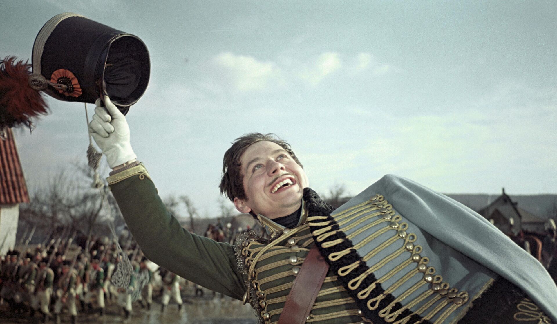 Олег Табаков в роли Николая Ростова в фильме-эпопее режиссера С. Бондарчука Война и мир (1967) - РИА Новости, 1920, 04.11.2025