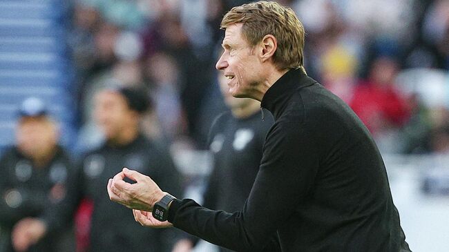 Главный тренер (Торпедо) Олег Кононов