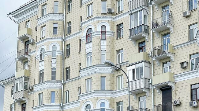 Дом 15, корпус 2 на улице Куусинена в Москве