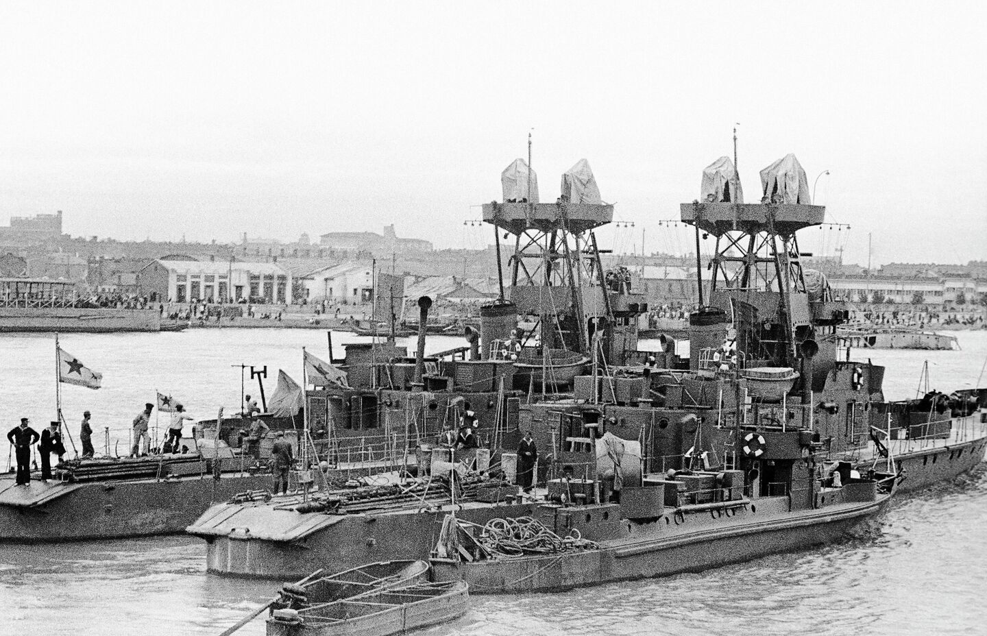 Советские корабли Советские корабли