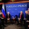 Президент РФ Владимир Путин и президент США Дональд Трамп во время встречи в Анкоридже, Аляска