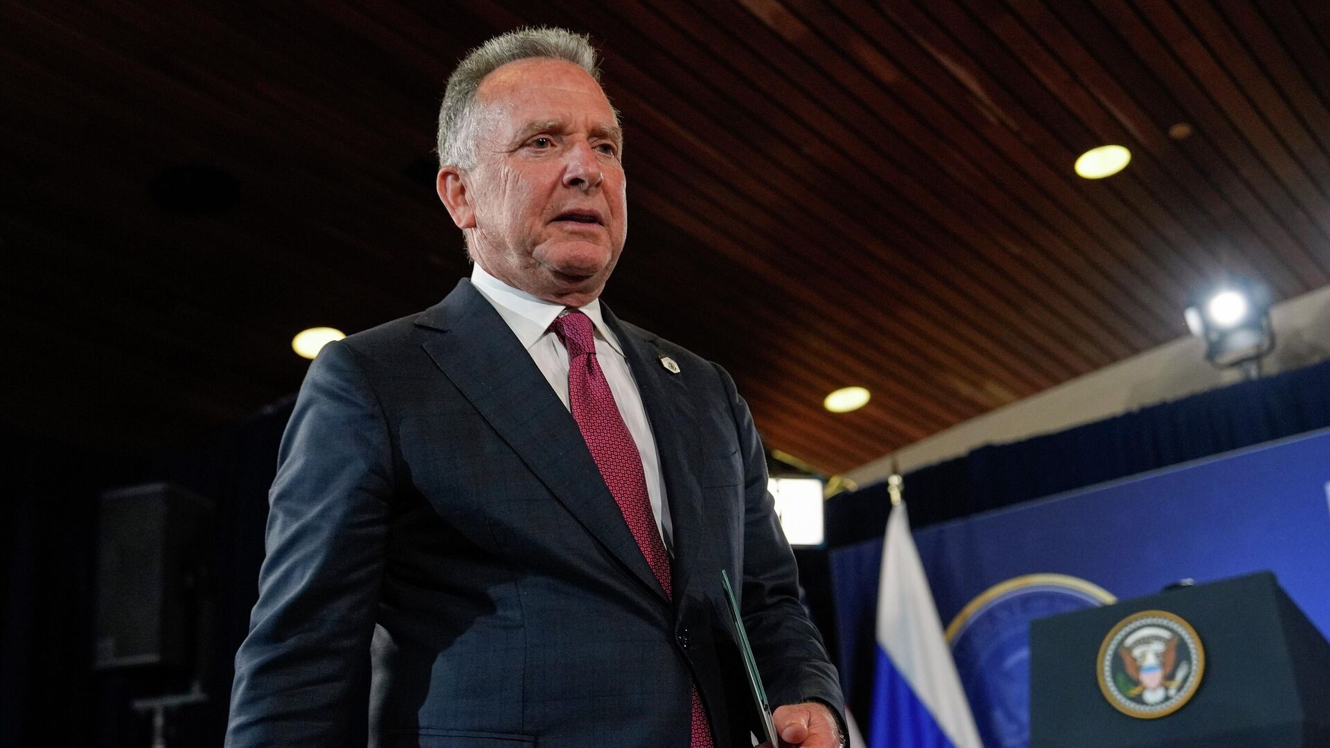 Уиткофф и Умеров достигли понимания в ходе переговоров, сообщили СМИ