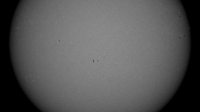 На обращенной к Земле стороне Солнца почти полностью исчезли пятна