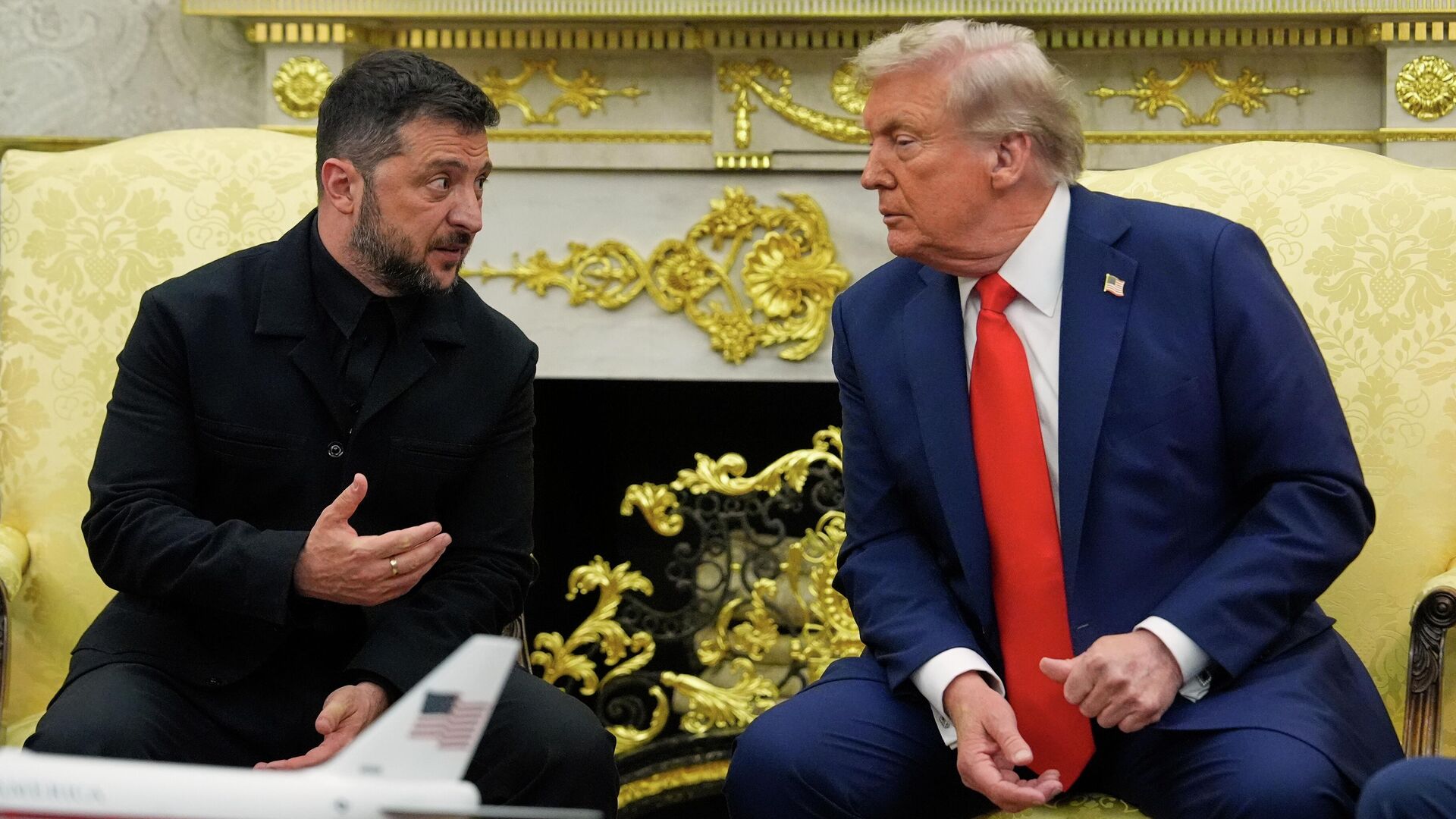 Трамп подтвердил, что планирует в пятницу встретиться с Зеленским