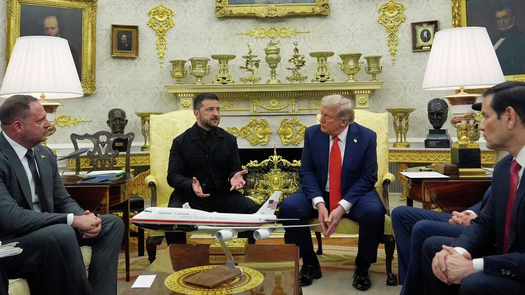 СМИ раскрыли, что произошло на встрече Зеленского и Трампа в Белом доме