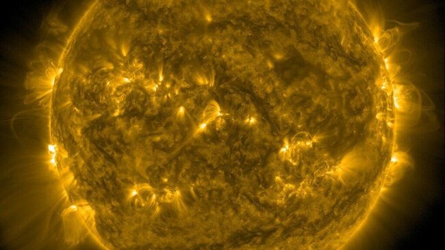 Вспышечная активность на Солнце. 19 августа 2025 года