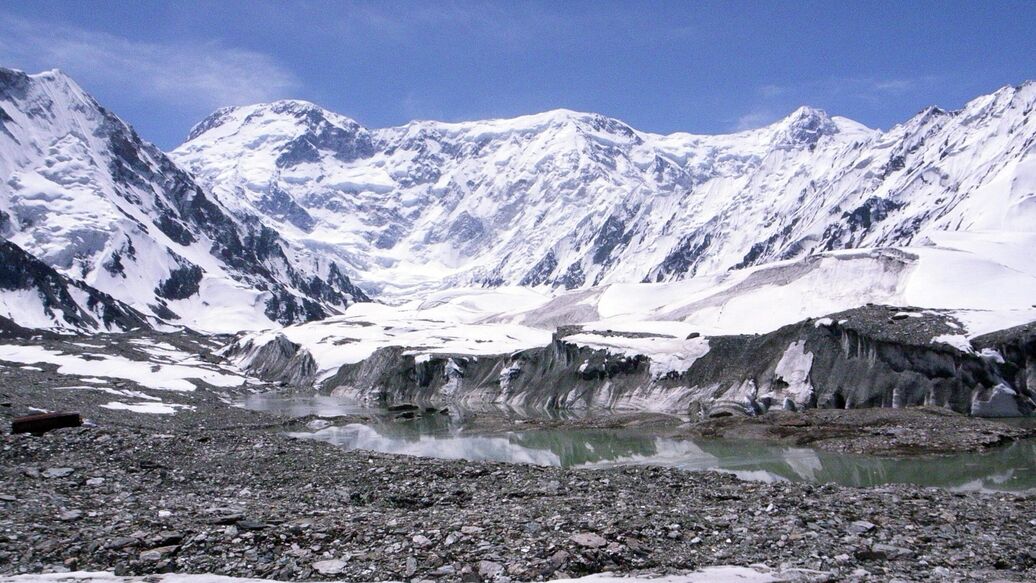 В Киргизии не смогли запустить дрон для поиска россиянки в горах