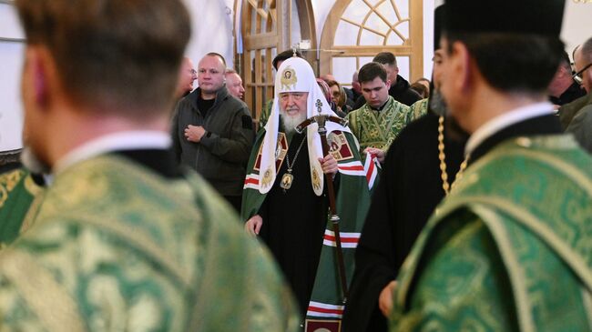 Патриарх Московский и всея Руси Кирилл в Троицком соборе Спасо-Преображенского Соловецкого ставропигиального мужского монастыря