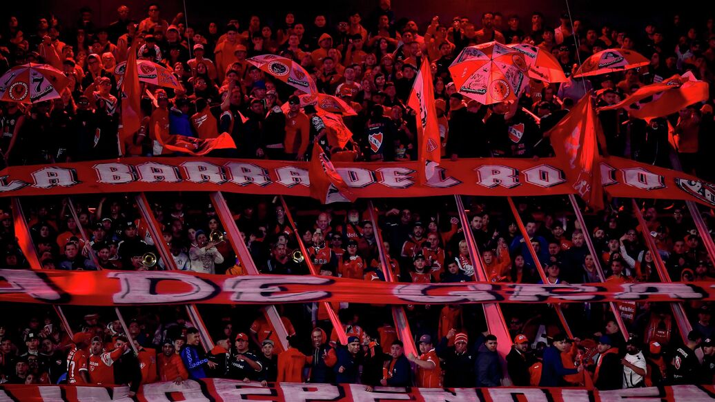 Матч Южноамериканского кубка был прерван из-за массовых беспорядков