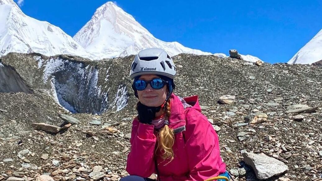 "Ее нет в живых?": коллеги не верят в смерть альпинистки