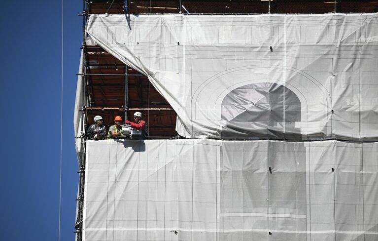 Ремонт куполов звонниц храма Христа Спасителя Ремонт куполов звонниц храма Христа Спасителя